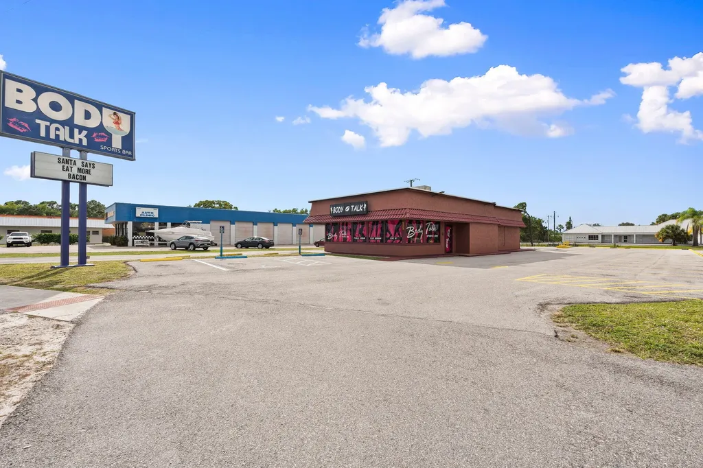 8259 S U.s. Highway 1 Port St Lucie FL