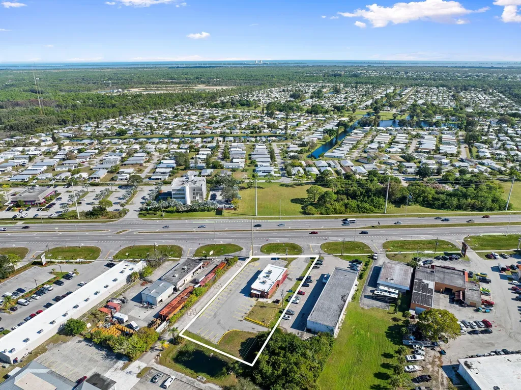 8259 S U.s. Highway 1 Port St Lucie FL