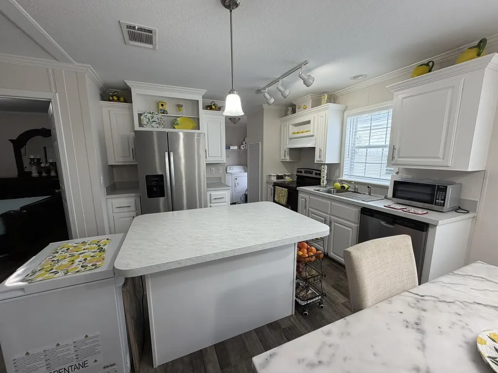 8516 SW 17th Court Davie FL 33324