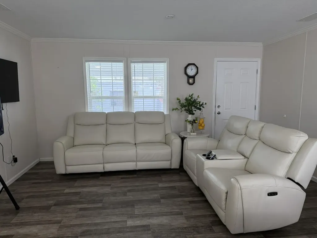8516 SW 17th Court Davie FL 33324