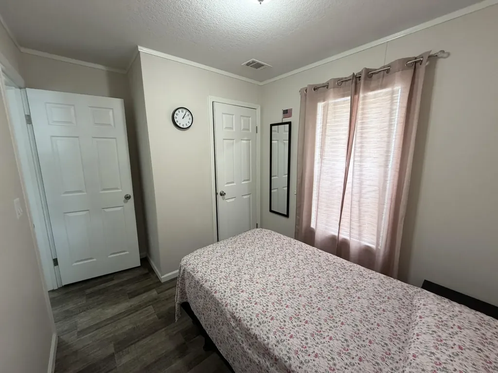 8516 SW 17th Court Davie FL 33324