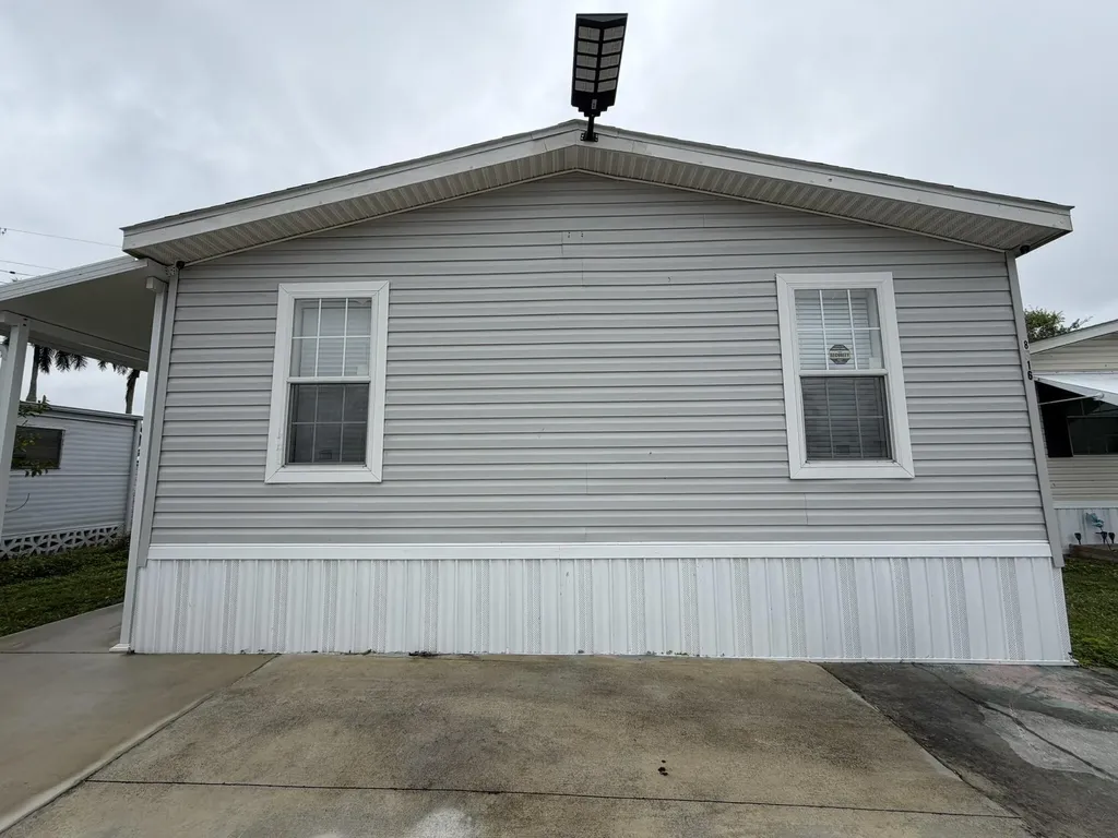 8516 SW 17th Court Davie FL 33324
