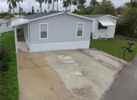 8516 SW 17th Court Davie FL 33324