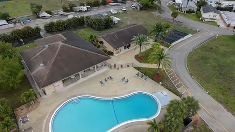 8516 SW 17th Court Davie FL 33324