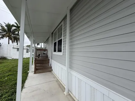 8516 SW 17th Court Davie FL 33324