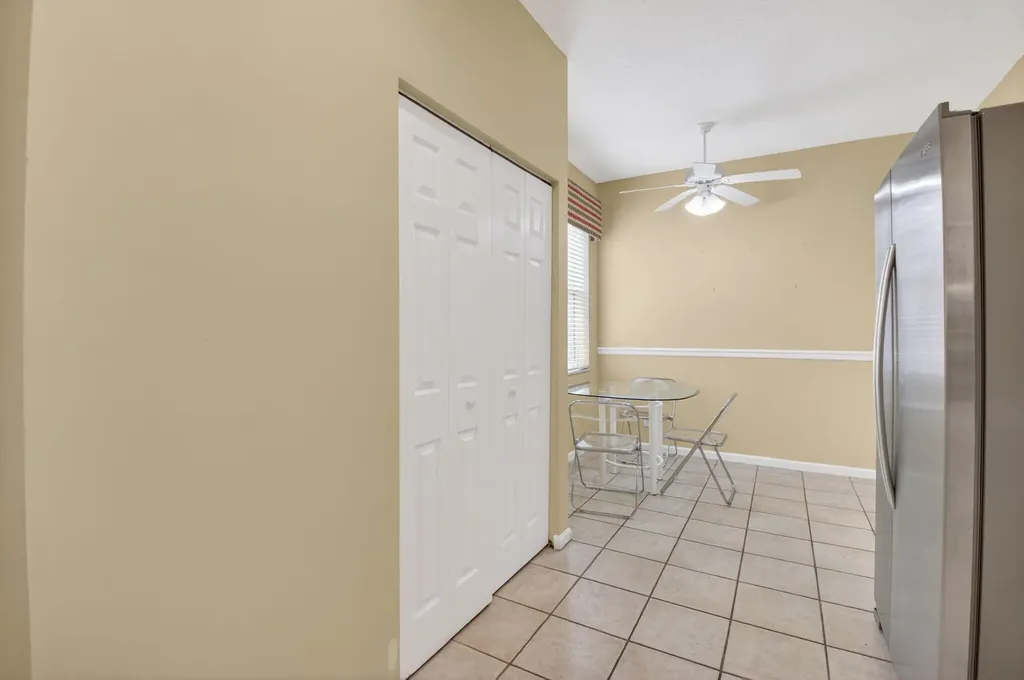 10585 Royal Caribbean Circle Boynton Beach FL 33437