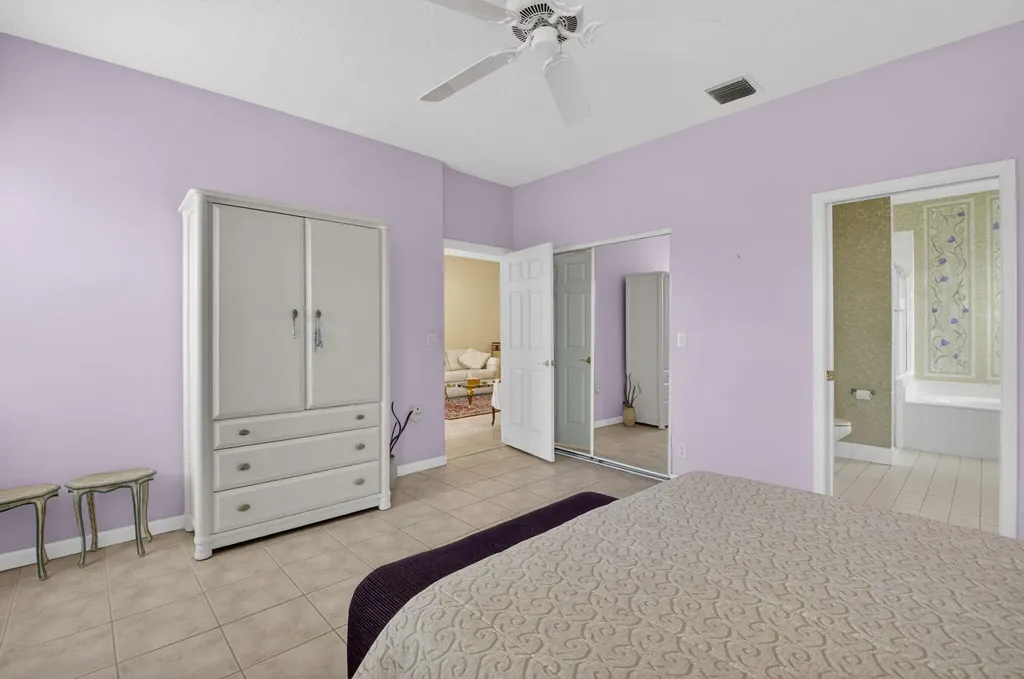 10585 Royal Caribbean Circle Boynton Beach FL 33437