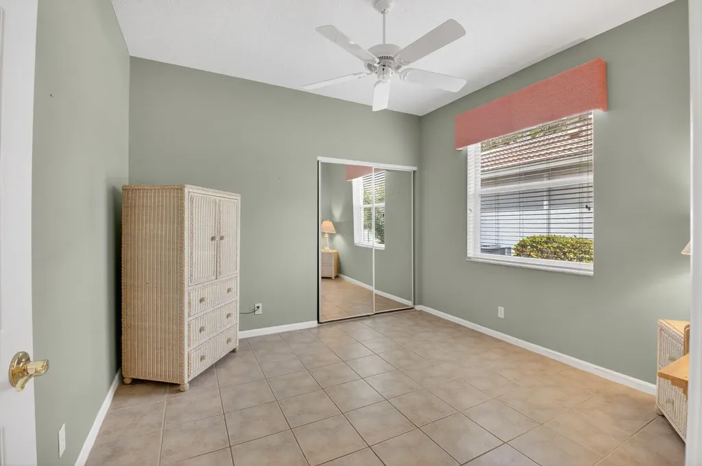 10585 Royal Caribbean Circle Boynton Beach FL 33437