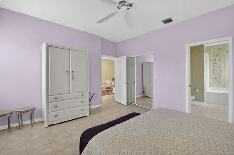 10585 Royal Caribbean Circle Boynton Beach FL 33437