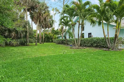 13362 La Mirada Circle Wellington FL 33414