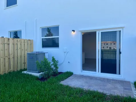 2776 SE 26th Avenue Homestead FL 33035