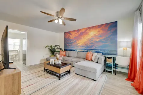 127 S 10th Street Fort Pierce FL 34950