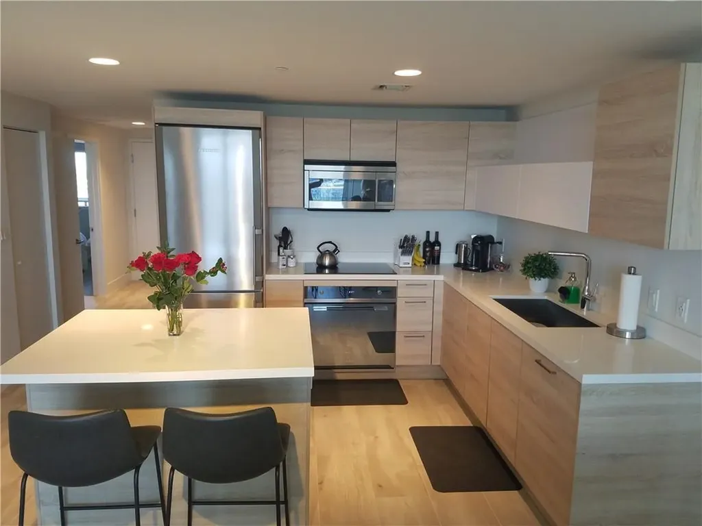 16385 Biscayne Boulevard North Miami Beach FL 33160