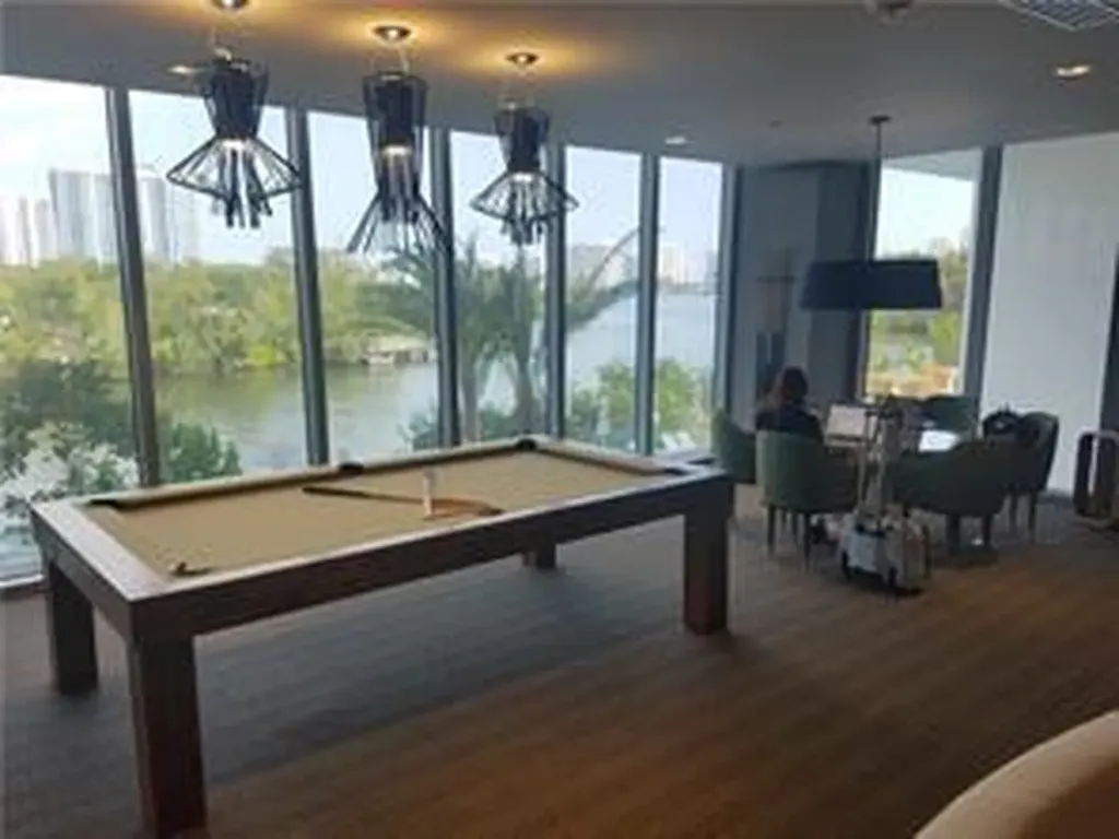 16385 Biscayne Boulevard North Miami Beach FL 33160