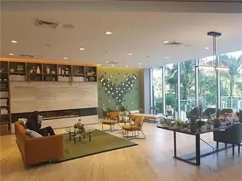 16385 Biscayne Boulevard North Miami Beach FL 33160
