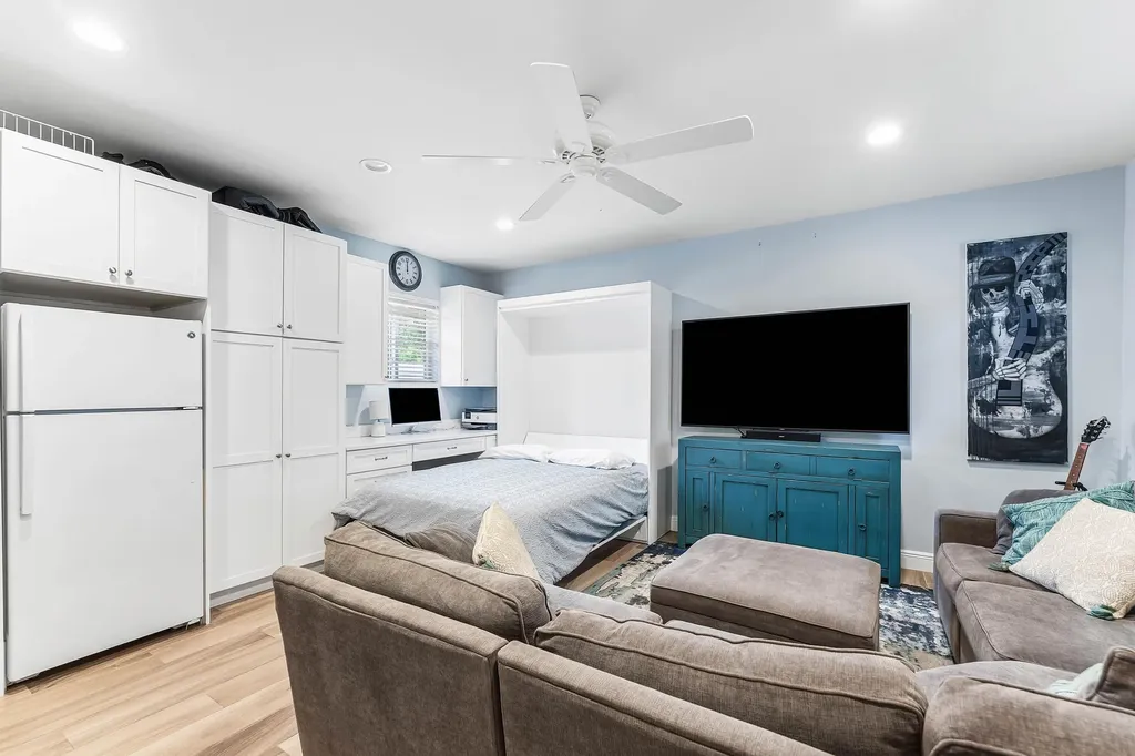 20 NW 11th Street Delray Beach FL 33444