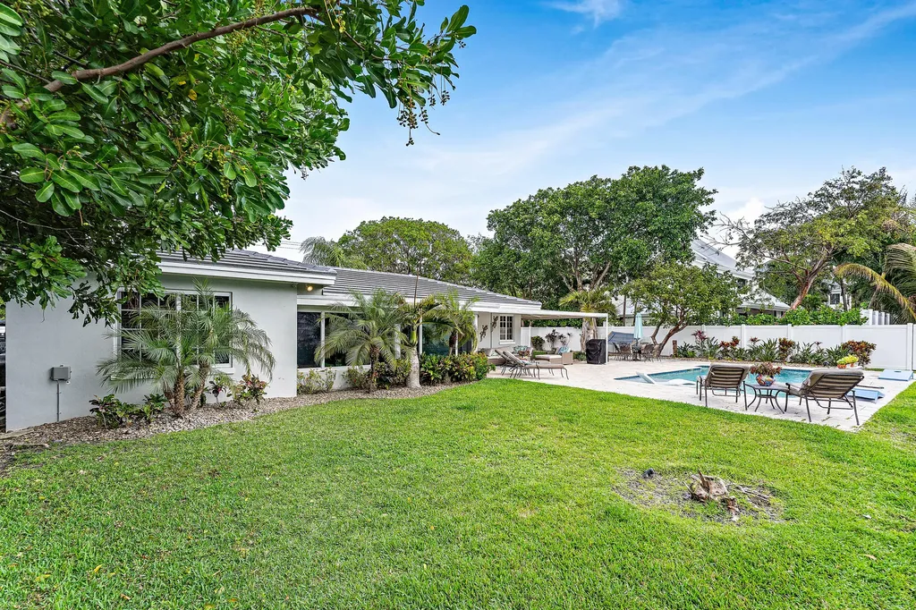 20 NW 11th Street Delray Beach FL 33444