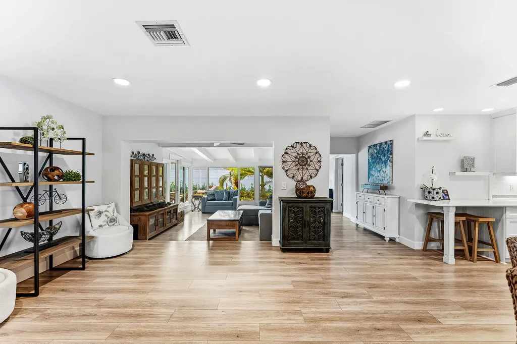 20 NW 11th Street Delray Beach FL 33444