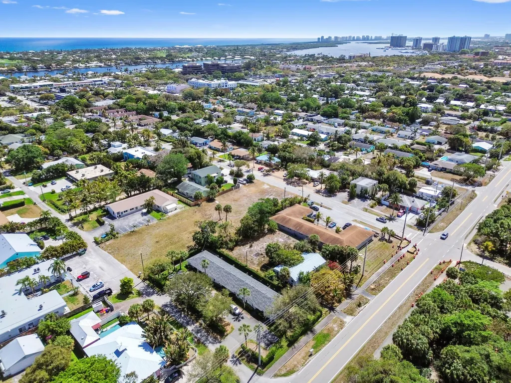 1955 Juno Road North Palm Beach FL 33408