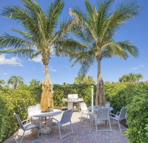 3870 N Highway A1a Highway N Hutchinson Island FL 34949