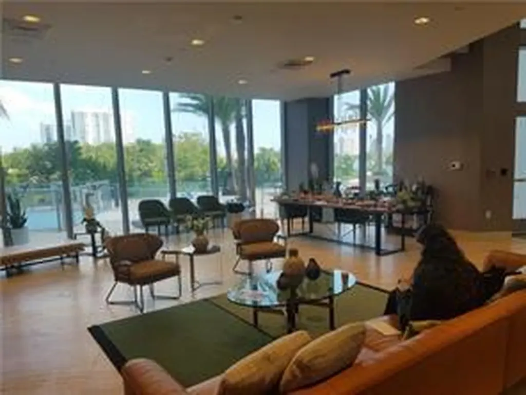 16385 Biscayne Boulevard North Miami Beach FL 33160