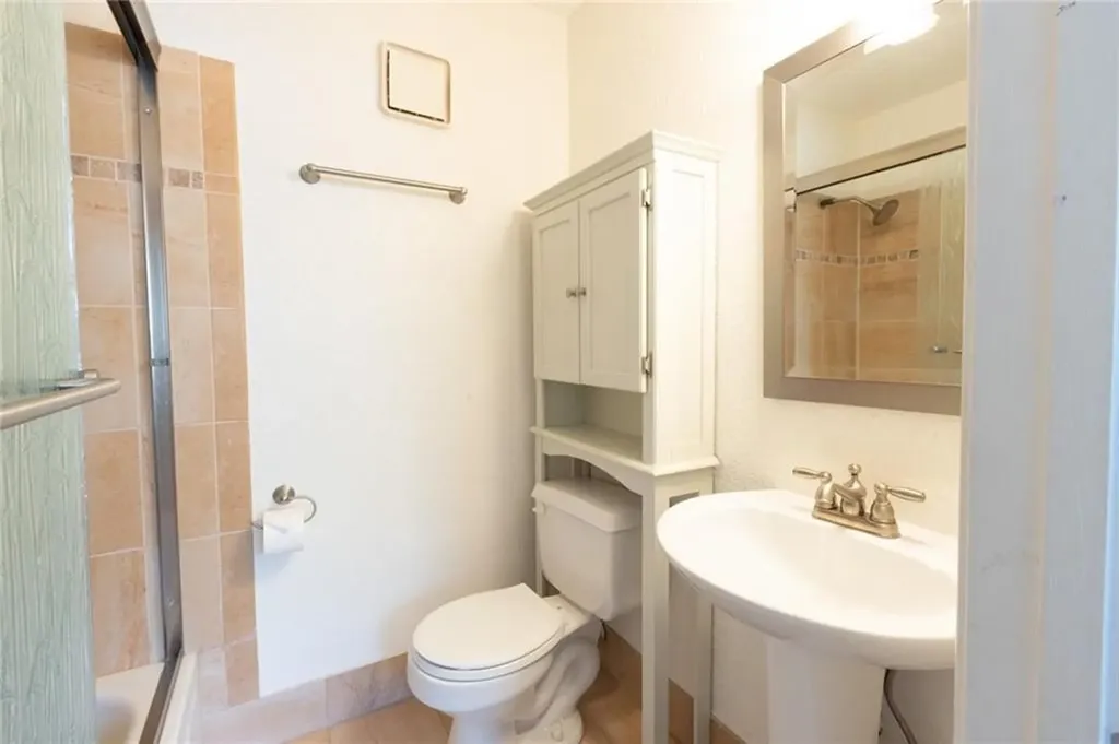 2863 NE 15th Street Pompano Beach FL 33062