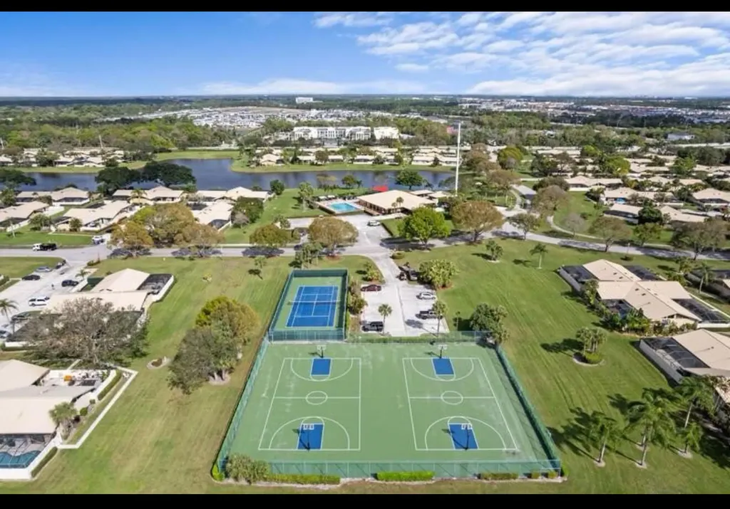5138 Woodruff Lane Palm Beach Gardens FL 33418