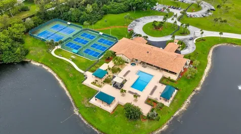 5902 W Parkwalk Circle W Boynton Beach FL 33472