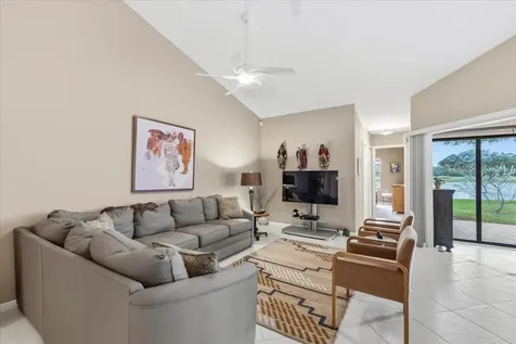 5902 W Parkwalk Circle W Boynton Beach FL 33472