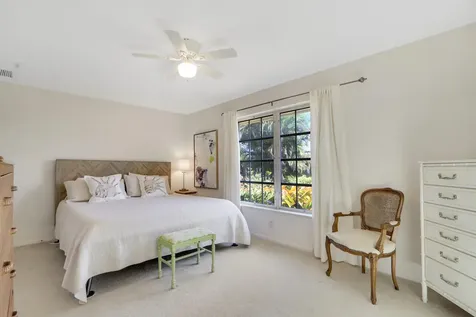 8574 SE Seagrape Way Hobe Sound FL 33455