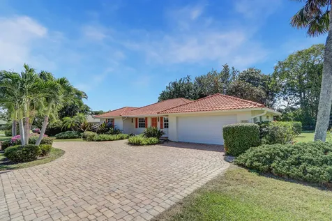 8574 SE Seagrape Way Hobe Sound FL 33455