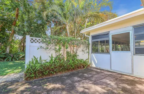 8574 SE Seagrape Way Hobe Sound FL 33455