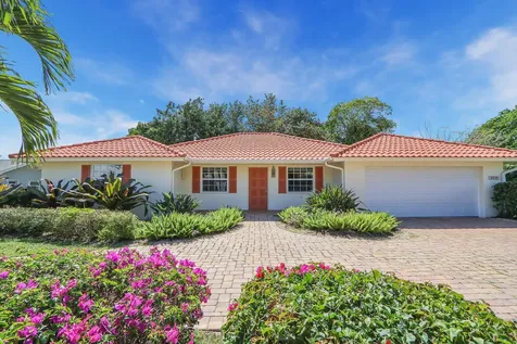 8574 SE Seagrape Way Hobe Sound FL 33455