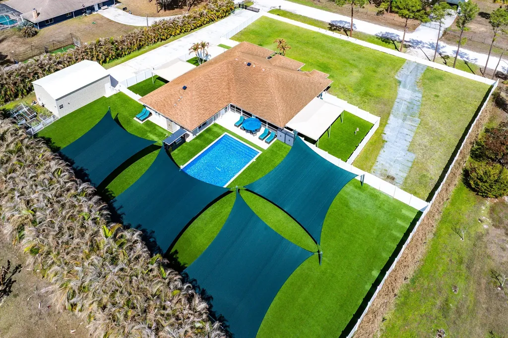 15436 66th Court N Loxahatchee FL 33470