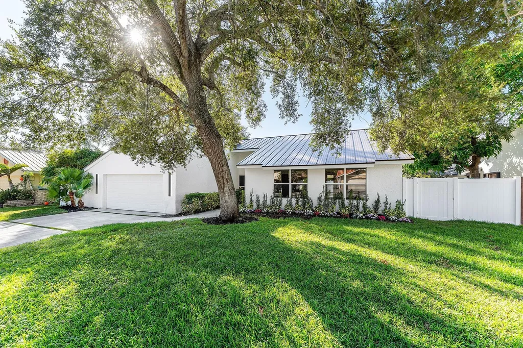 1380 SW 1st Street Boca Raton FL 33486