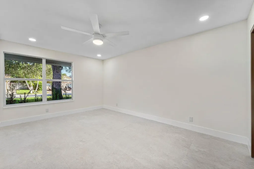 1380 SW 1st Street Boca Raton FL 33486