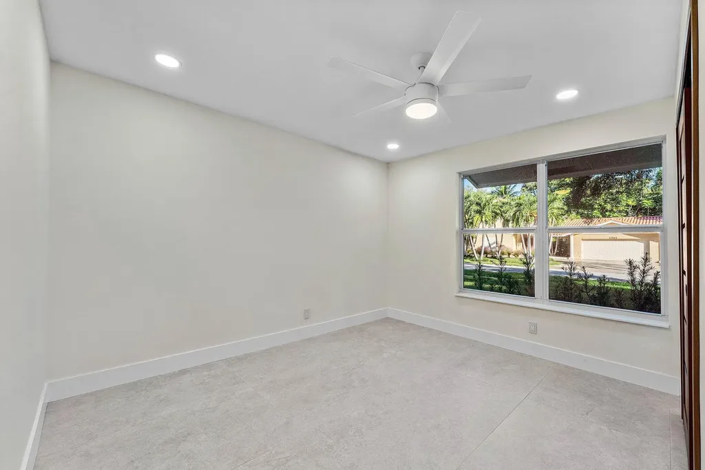 1380 SW 1st Street Boca Raton FL 33486