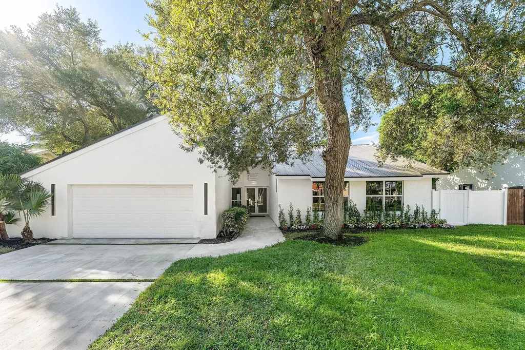 1380 SW 1st Street Boca Raton FL 33486