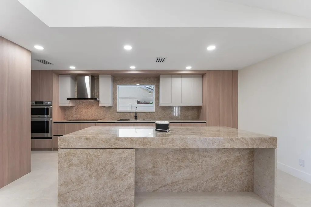 1380 SW 1st Street Boca Raton FL 33486