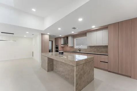 1380 SW 1st Street Boca Raton FL 33486