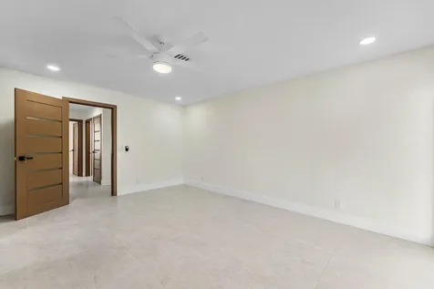 1380 SW 1st Street Boca Raton FL 33486