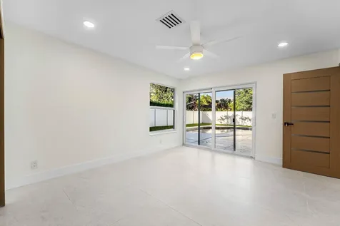 1380 SW 1st Street Boca Raton FL 33486
