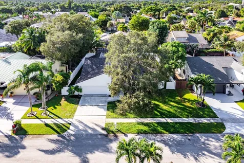 1380 SW 1st Street Boca Raton FL 33486