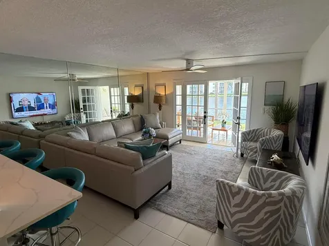 111 SE 3rd Avenue Dania Beach FL 33004