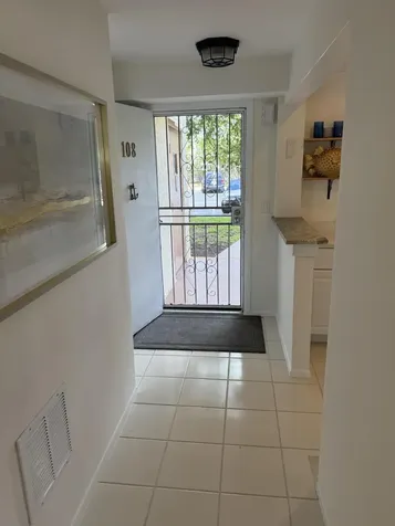 111 SE 3rd Avenue Dania Beach FL 33004