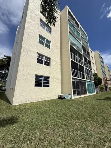 111 SE 3rd Avenue Dania Beach FL 33004