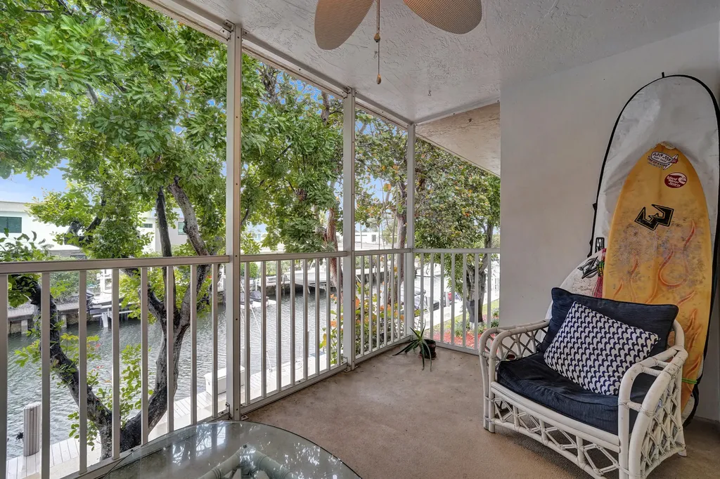 3145 NE 48th Court Lighthouse Point FL 33064