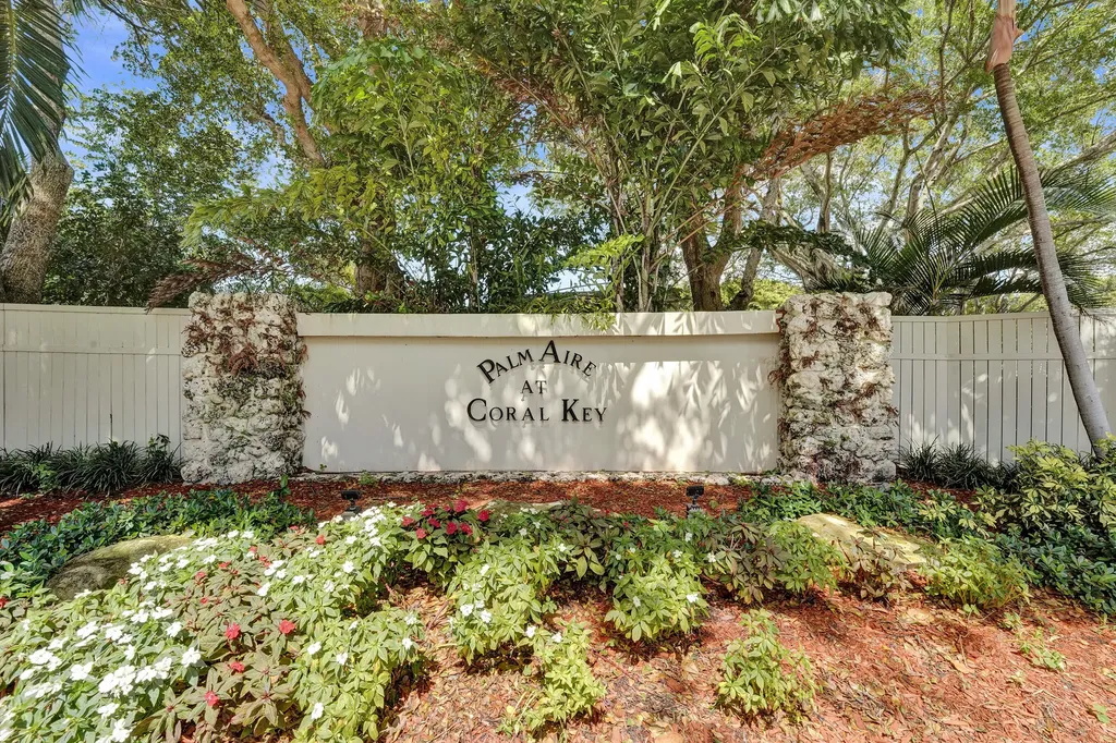 3145 NE 48th Court Lighthouse Point FL 33064