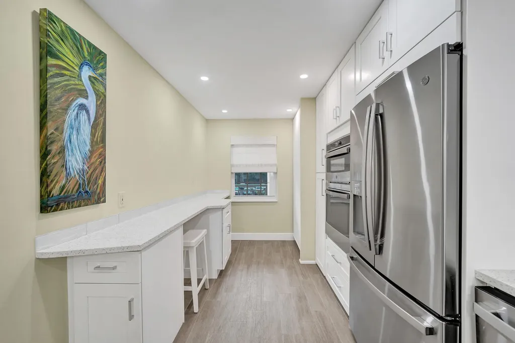 3145 NE 48th Court Lighthouse Point FL 33064