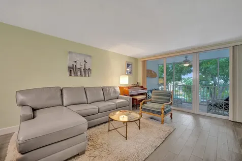 3145 NE 48th Court Lighthouse Point FL 33064